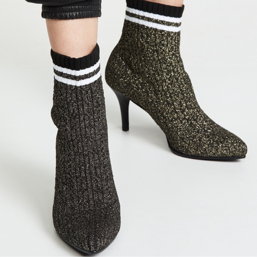 Stuart Weitzman Women’s Sz 6 Waverly Sock Boots in Black/Gold